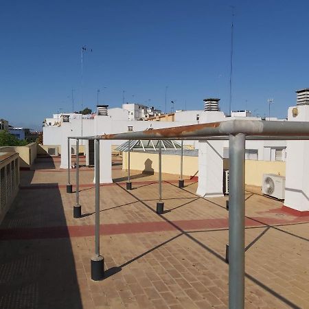 Misterhost San Bernardo Jardines De Murillo إشبيلية المظهر الخارجي الصورة